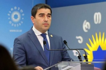Salva-papuaSvili-qarTuli-ocneba-sxva-partiebisgan-imiT-gamoirCeva-rom-Cvens-gundSi-bevri-lideria