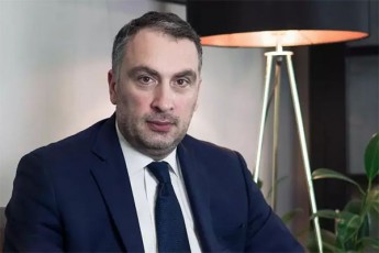 Cemi-molodinia-rom-RaribaSvilis-saxiT-vixiloT-ara-mxolod-partiisgan-mxardaWerili-premieri-aseve-sazogadoebis-mier-aRiarebuli-avtoriteti-da-qveynis-mtkice-lideri