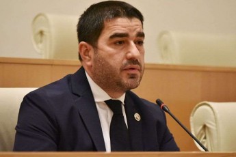 Salva-papuaSvili-irakli-RaribaSvils-imedi-maqvs-Tqven-iqnebiT-is-premier-ministri-romelic-evrokavSiris-wevrobaze-ganacxads-xels-moawers