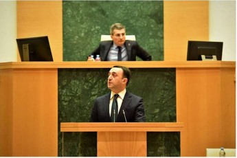 irakli-RaribaSvili-mivmarTav-konstruqciul-adamianebs-romlebic-opoziciaSi-arian-maT-aqvT-realuri-Sansi-monawileoba-miiRon-aqtiur-politikur-cxovrebaSi