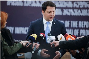 arCil-TalakvaZe-aSkaraa-rom-nika-meliam-gangeb-airCia-yvelaze-provokaciuli-gza
