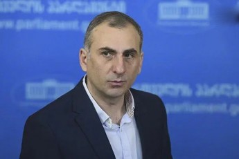 aleko-elisaSvili-ibriqebodnen-gigi-ugulava-da-mamuka-xazaraZe---daicves-melia-specrazmis-mimofantvas-rom-gegmavdnen-vin-Seatoves---sawyali-aqtivistebi-daaWerines