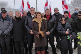 salome-samadaSvili-qarTuli-ocneba-saqarTvelos-ufskrulisken-miaqanebs---simboluria-rom-tragikuli-movlenebidan-100-wlisTavze-daapatimres-mTavari-opoziciuri-Zalis-lideri