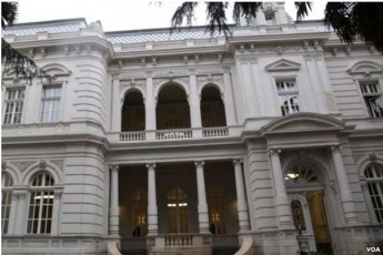 Sarl-miSelisa-da-irakli-RaribaSvilis-monawileobiT-prezidentis-administraciaSi-opoziciisa-da-xelisuflebis-Sexvedra-mimdinareobs