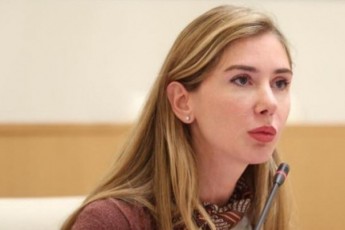 Tina-bokuCava-RaribaSvili-da-misi-ufrosi-droulad-Camoyalibdnen-saiT-miyavT-es-qveyana---rusuli-avtoritarizmisken-Tu-evrokavSirisken