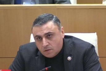 daviT-maTikaSvili-arsebobda-molodini-rom-opozicia-konstruqciul-ritorikas-SeinarCunebda-dRes-dilas-absoluturad-gansxvavebuli-suraTi-vnaxeT