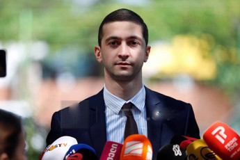 prokurori-braldebulebi-cruoben-rodesac-amboben-rom-ar-unaxavT-giorgi-SaqaraSvili-gamamtyunebeli-ganaCenis-molodini-gvaqvs