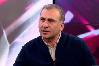 aleko-elisaSvili-viRa-unda-Camovides-faravnis-tbidan-mzeWabuki-xom-ar-amova-an-TeTri-cxeniT-viRac-xom-ar-Semovardeba