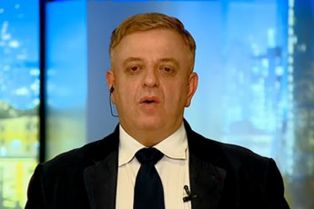 levan-nikoleiSvili-farul-Canawerebze-mixeil-saakaSvilis-sWirdeba-revolucia-da-swored-amitom-gaacocxla-Savi-arqivi