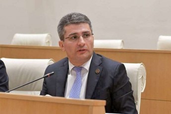 mamuka-mdinaraZe-rac-ar-unda-ecadon-anzor-CubiniZisgan-qardavas-da-axalaias-ver-gamoiyvanen