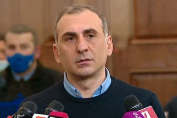 aleko-elisaSvili-vinc-elCebs-akritikebs-da-antidasavlur-pozicias-aRvivebs-ra-Tqma-unda-is-vnebs-sakuTar-Tavsac-da-am-qveynis-momavalsac