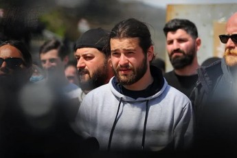 varlam-goleTianis-gancxadebiT-ori-piroba-aqvT---dialogisTvis-Sexvdnen-premiers-an-mis-specialur-warmomadgenels-da-gumaThesTan-rkinis-barikadebi-aiRon