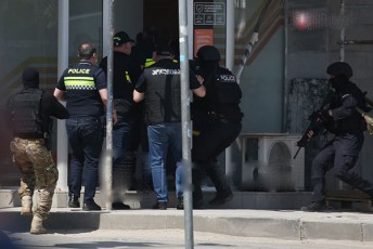 SeiaraRebuli-piri-romelic-saqarTvelos-bankis-filialSi-iyo-SeWrili-dakavebulia-gaTavisufldnen-mZevlebi
