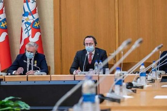 Jigimantas-pavilionisi-mivesalmebi-pozitiur-signalebs-Tbilisidan---es-aris-kidev-erTi-nabiji-swori-mimarTulebiT