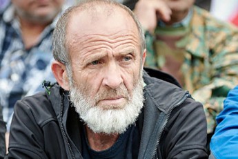vin-aris-vinme-TalakvaZe-romelsac-maCalikaSvili-axmed-CataevTan-akavSirebs