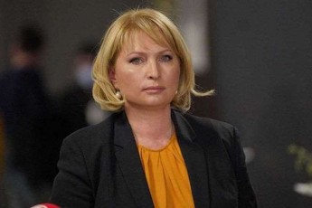 naTia-Turnava-yvelafers-gavakeTebT-rom-lokdaunis-mkacri-SezRudvebisa-da-biznesis-daxurvis-gareSe-maqsimalurad-gavideT-fons