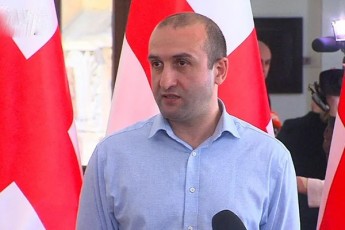 iago-xviCia-erTi-adamianis-meore-adamianiT-Canacvleba-arafers-ar-Secvlis-ar-mgonia-rom-qarTul-ocnebaSi-gauwyrnen-TalakvaZes-da-dasajes