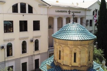 sapatriarqo-mRvdelmTavrebs-mimarTavs-sasaflaoebi-sasuliero-pirebma-3-maiss-akurTxon