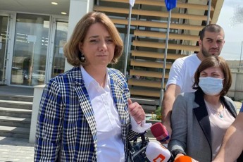 salome-samadaSvili-nika-melias-miaCnia-rom-Zalian-mniSvnelovania-dRes-opoziciam-SeinarCunos-erTianoba
