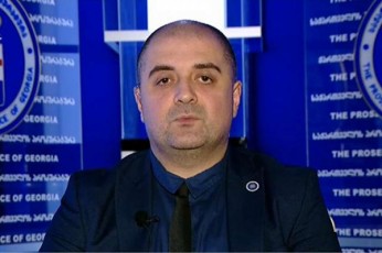 prokurori-nika-melias-dacvis-mxare-gamocxadda-moumzadebeli-da-daayena-sxdomis-gadadebis-Suamdgomloba