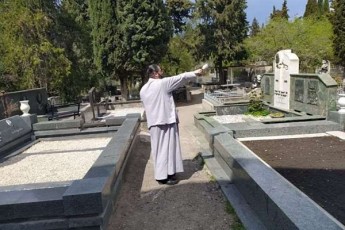 sasuliero-pirebi-dRes-sasaflaoebs-akurTxeben