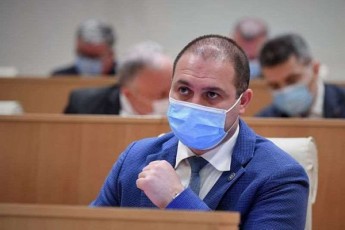 givi-miqanaZe-Sarl-miSelis-dokumentSi-Zalian-calsaxadaa-gawerili-rom-yvelanairi-danaSaulebrivi-qmedeba-romelzec-mimdinareobs-gamoZieba-unda-daixuros