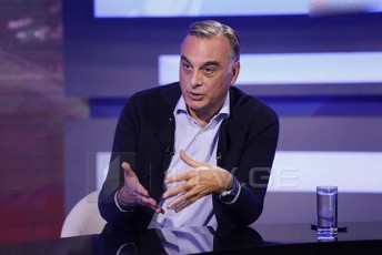 zaal-udumaSvili--vnaxeT-rom-aranairi-mesame-politikuri-centri-ar-arsebobs-da-ase-xelovnurad-verc-Seiqmneba