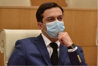 levan-ioseliani-amnistiis-proeqtebze-Tu-partiebi-cal-calke-kanonproeqtis-inicirebiT-wavlen-es-scdeba-miSelis-dokumentis-suliskveTebas