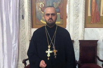 dekanozi-Teimuraz-TaTaraSvili-ruis-urbnisis-eklesiaSi-mis-mimarT-ganxorcielebuli-fizikuri-Zaladobis-faqtze-saubrobs
