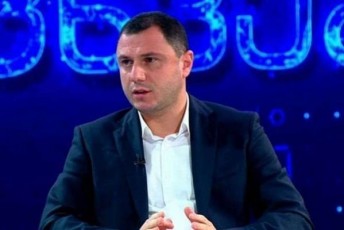 giorgi-amilaxvari-nika-meliam-Tavi-komikur-situaciaSi-Caigdo-cixes-ukana-kari-rom-hqondes-didi-albaTobiT-iqidan-gaipareboda