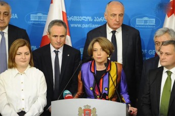 salome-samadaSvili-momavlisTvis-unda-davxuroT-warsuli-da-gaverTiandeT-saerTo-gegmebis-garSemo---droa-moqalaqeebma-miiRon-is-rac-airCies