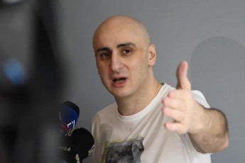nika-melia-irakli-kobaxiZes-SeiZleba-gaumarTlos-da-gancxadeba-romelic-nacionalur-moZraobasTan-dakavSirebiT-gaakeTa-dakmayofildes---dagvelodos-batoni-irakli