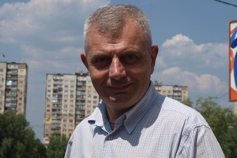 zaal-anjafariZe-am-dRes-dagegmili-grandiozuli-aqciis-nacvlad-rusTavelze-antisanitariis-kerad-qceuli-karvebiRa-darCa