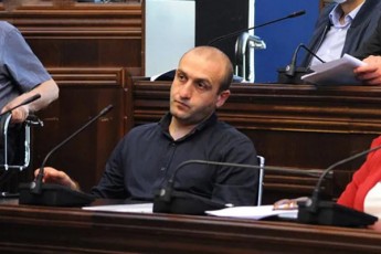 iago-xviCia-partiebisTvis-rTuli-iqneba-vipovoT-adamiani-romelsac-vendobiT-da-Semdeg-vTxovoT-rom-treningi-gaiaros-aseTi-adamiani-faqtobrivad-ver-gveyoleba-ver-vipoviT
