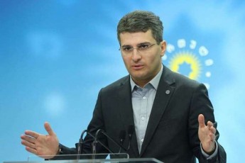 mamuka-mdinaraZe-nacionaluri-moZraoba-parlamentSi-Semova-Tu-ar-Semova-erTi-fasi-eqneba