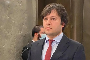 irakli-kobaxiZe-saarCevno-kodeqsze-opoziciis-nawilma-SeiZleba-sababi-moZebnos-rom-am-yvelafers-mxari-ar-dauWiros