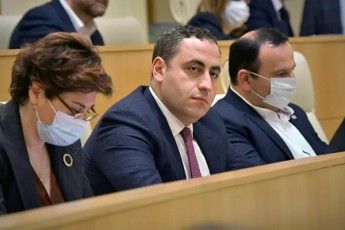 giorgi-vaSaZe-umravlesobas-guSin-vuyurebdi-komitetis-sxdomebs-raRac-Zalian-karg-xasiaTze-iyaviT-Sexumrebulebi---Tqven-SeiZleba-kargad-xarT-magram-xalxs-Sia