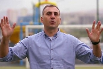 aleko-elisaSvili-nacionaluri-moZraoba-quCaSi-daetios-da-abaros-angariSebi-saakaSvils-kievSi-moiwyon-TavisTvis-parlamenti-xom-arian-Rirsebi-yoveldRe-is-veZaxoT-rasac-Cven-gveZaxdnen