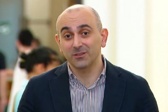 sandro-raqviaSvili-Tu-kezeraSvili-gaxarias-partias-afinansebs-ei-cudi-investoria