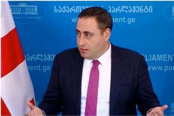 giorgi-vaSaZe-kidev-erTxel-davrwmundi-ramxela-megobrebi-gvyavs-amerikelebis-saxiT