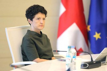 Tea-wulukiani-gaxariaze-spekulaciebs-me-var-biZina-ivaniSvilis-xeldasmuli-lideri-da-Tvalis-CapaWunebas-wertili-daesva