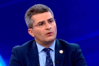 mamuka-mdinaraZe-gaxariaze-dafinansebazec-Cndeba-eWvi-roca-sami-dRis-Semdeg-pozicias-cvli