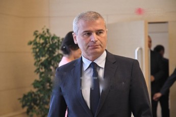 irakli-qadagiSvili-miuxedavad-imisa-rom-opoziciis-didma-nawilma-miSelis-dokuments-xeli-moawera-aRsrulebis-procesSi-sirTuleebi-aqvT-da-nacmoZraobis-winaSe-kompleqsi-moxsnili-ar-aqvT