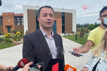 daviT-TvalabeiSvili-Sedga-konstruqciuli-Sexvedra-davinaxeT-rom-namaxvanhesTan-dakavSirebiT-mxareebs-Soris-arsebobs-Sexebis-wertilebi