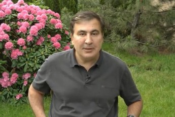 mixeil-saakaSvili-giorgi-vaSaZeze-ra-qnas-moSivda-sabralos