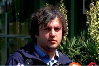 irakli-kobaxiZe-gaxarias-partia-daamTavrebs-rogorc-burWulaZis-partiam-daamTavra