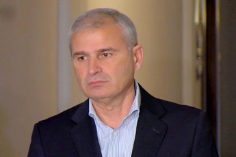provokacia-romelic-gavrilovma-da-ruseTma-moawyves-opoziciisTvis-xelsayreli-sababi-gamodga-destabilizaciis-Semosatanad-amaze-qarTuli-ocnebis-Tavmjdomarem-zustad-gayo-pasuxismgeblobebi