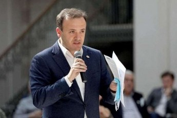 irakli-zarqua-batoni-vaSaZis-iniciativa-realobas-acdenilia-da-populizmiT-aris-gaJRenTili