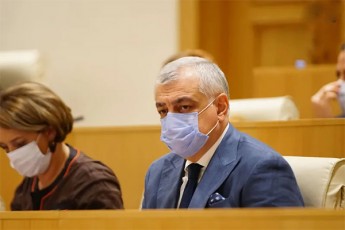 mamuka-xazaraZe-Tu-qarTuli-ocneba-mosamarTleebis-daniSvis-process-daiwyebs-minda-sruliad-opozicias-movuwodo-rom-Cven-parlamentidan-gavalT-da-ocneba-darCebiT-marto