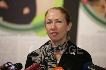 keli-degnani-mkafiod-movuwodebT-yvela-partias-rogorc-mmarTvel-ise-opoziciur-partiebs-Seasrulon-19-aprilis-SeTanxmeba-misi-sruli-suliskveTebiT